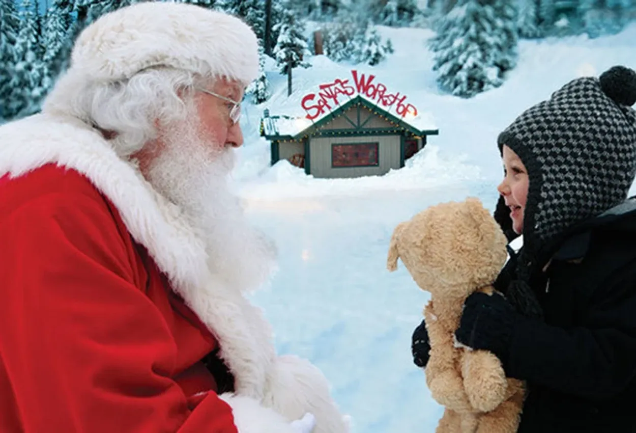 Pessoa em camelo no deserto